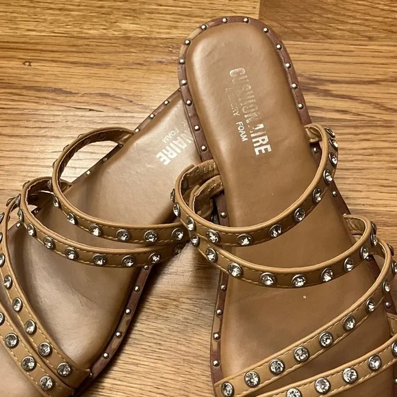 Elegant Tan Studded Sandals - Picture 4 of 7